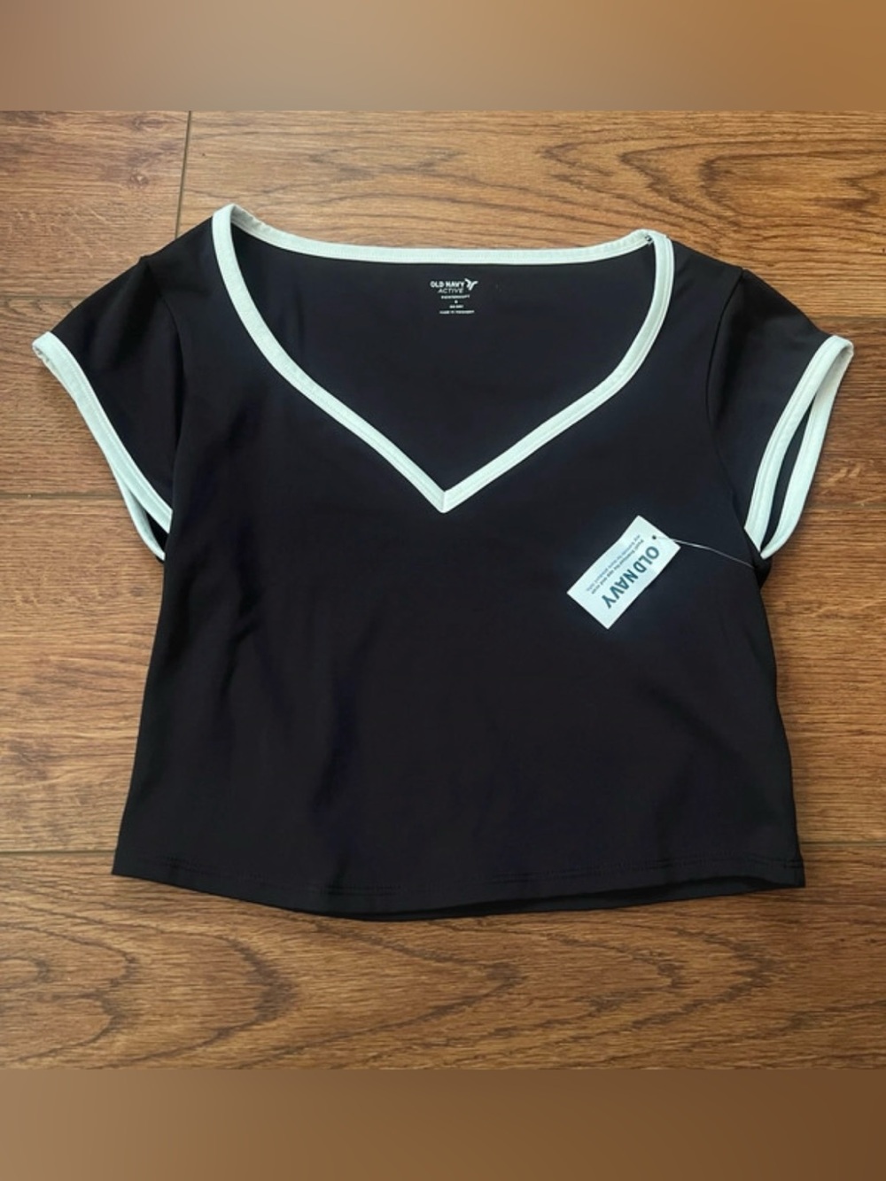 New old navy active PowerSoft t shirt